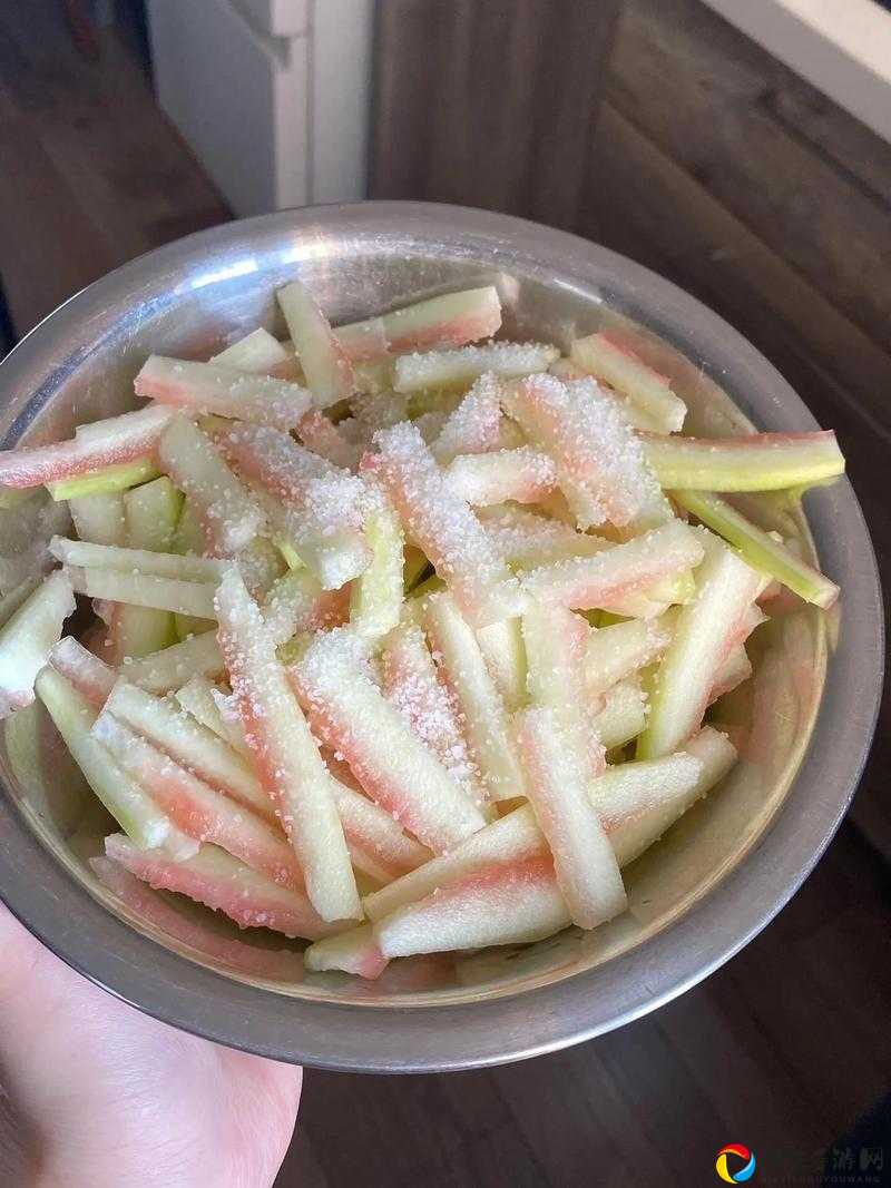 明日之后辣炒西瓜皮做法绝了！营地必学神菜属性大公开